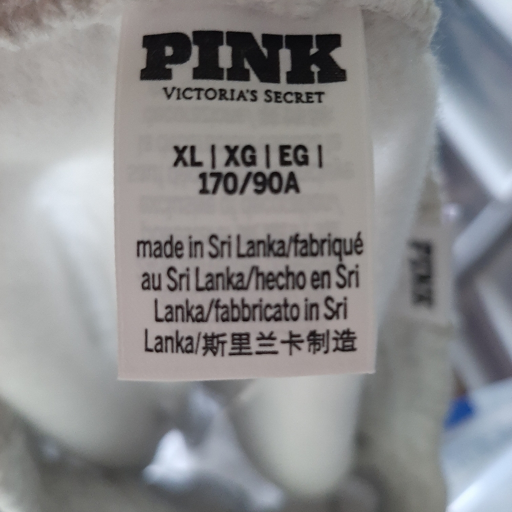 Vs Pink Short Set - Picture 9 of 9